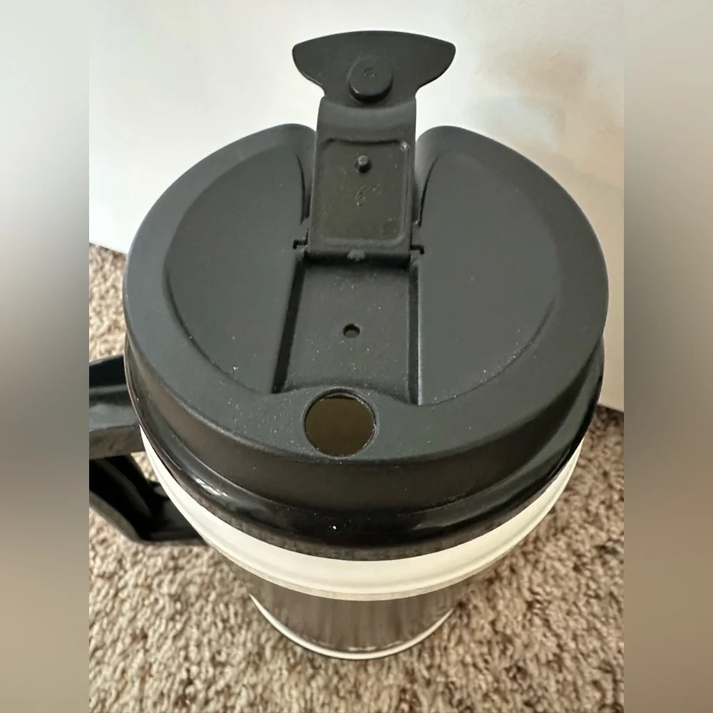 Lot of 2 Items: PINK Nation Black Travel Tumbler & PINK Pineapple Cooler Bag - Picture 5 of 10